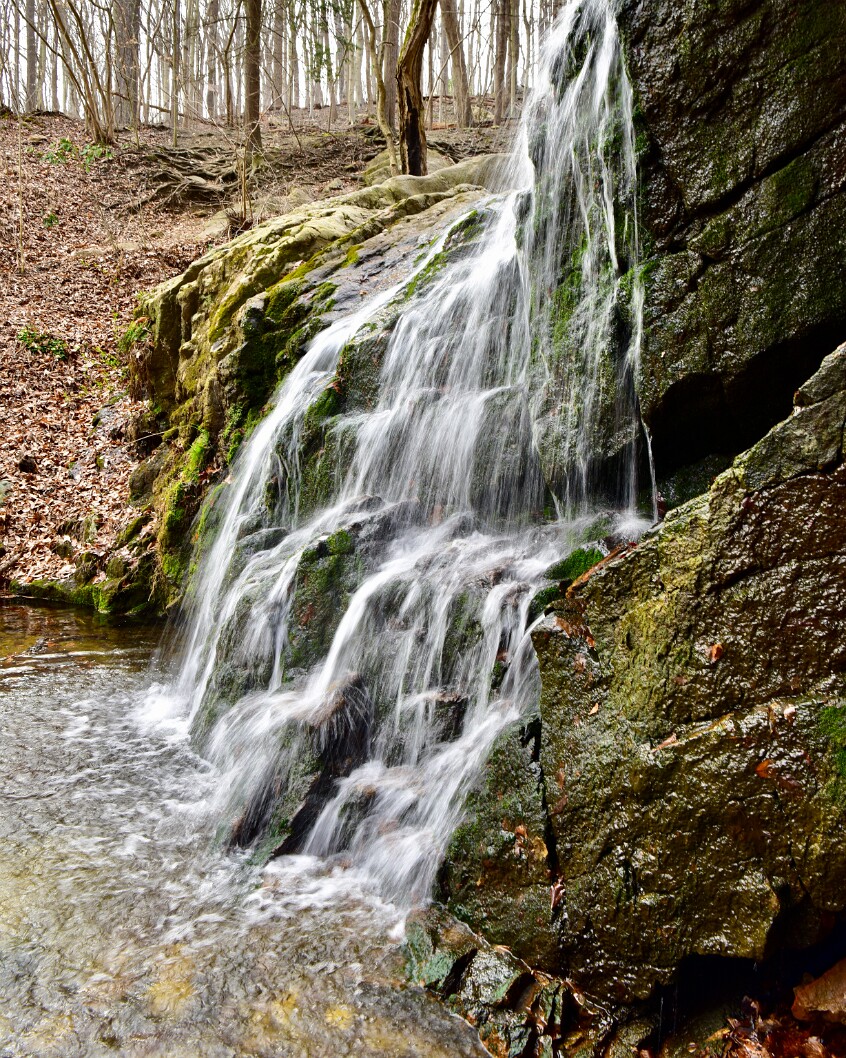 Water Like Silk Threads