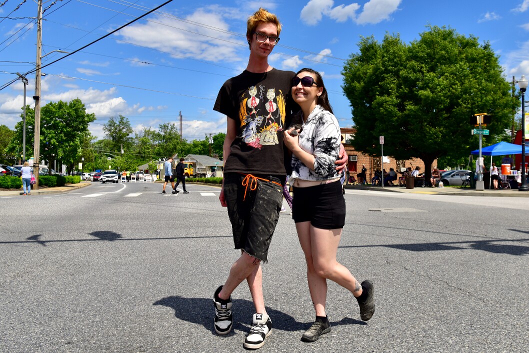 Maria, Pepper, and Daniel Hanging at Arbutus Art Festival 1