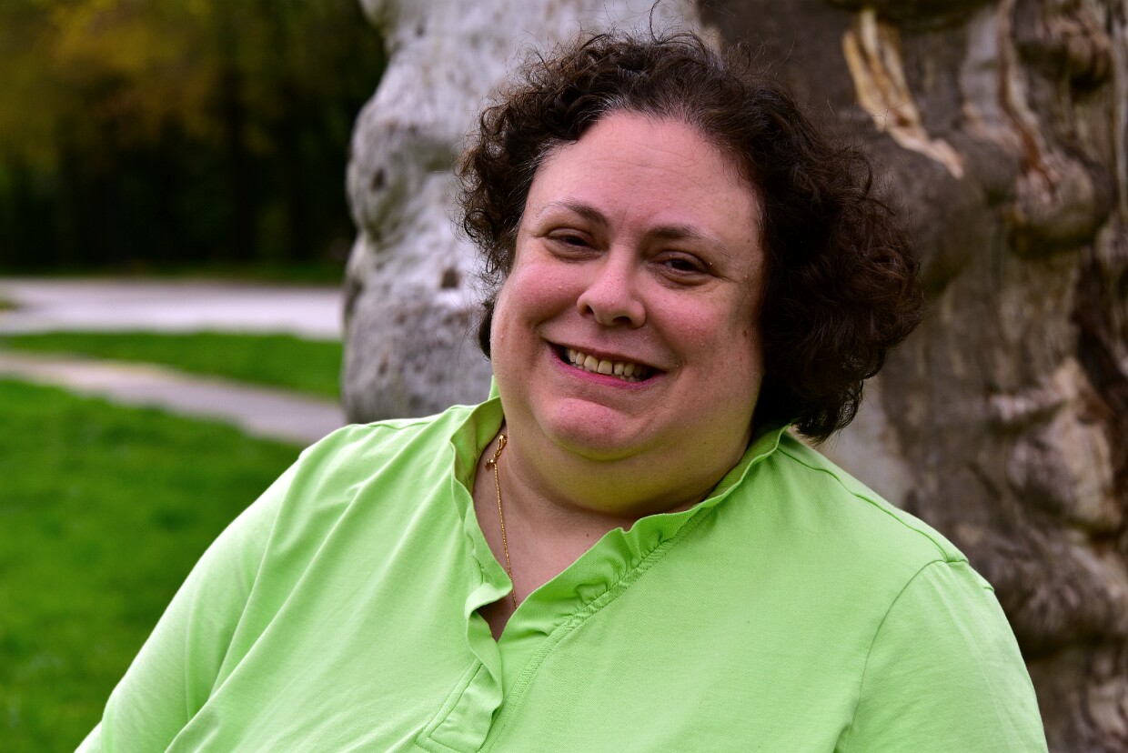 Cool Person on a Bench at Sherwood Gardens April 2026