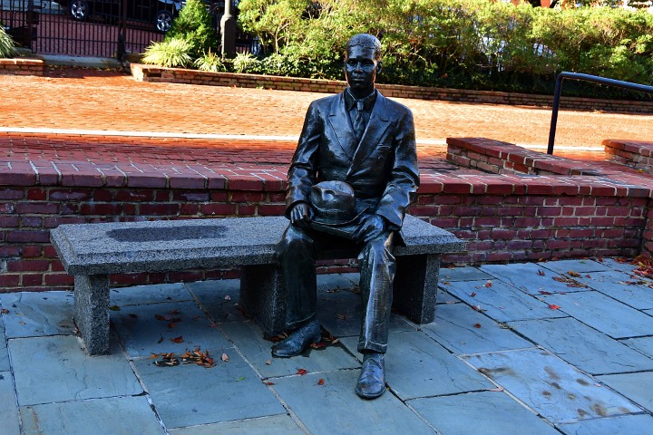 Donald Gaines Murray Statue