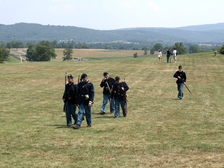 Men of the 3rd Maryland Infantry Regiment Crossing the Field Men of the 3rd Maryland Infantry Regiment Crossing the Field