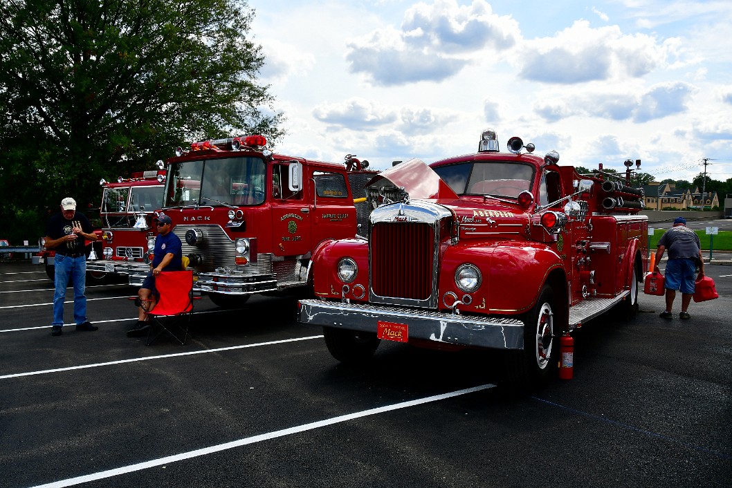 Hanging With the Trucks