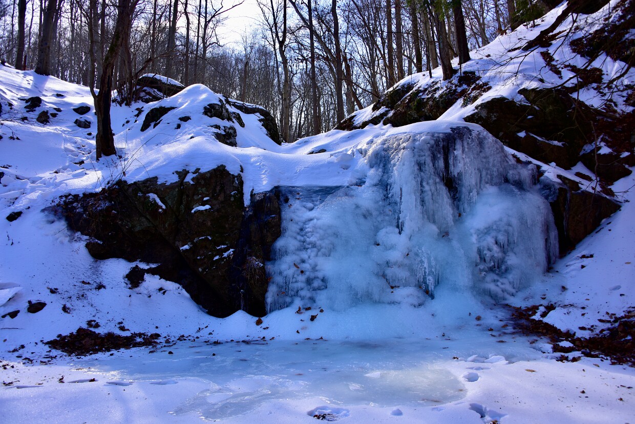 Cascade Falls Trail