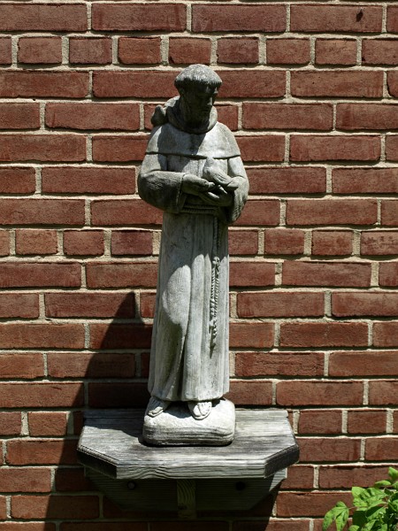 Holy Man Statue Dedicated To Reverend Ernst Holy Man Statue Dedicated To Reverend Ernst