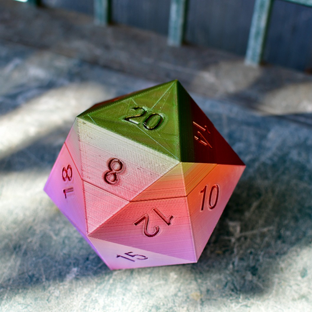 Big 3D Printed D20 From the Bundys 1