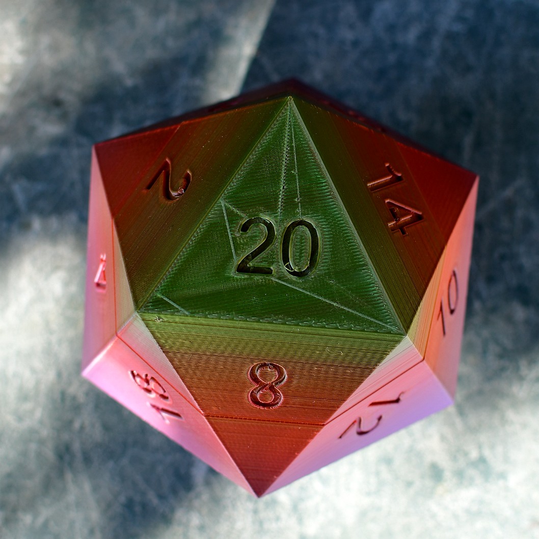 Big 3D Printed D20 From the Bundys 2